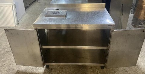 Μεταχειρισμένο Ερμάριο Ανοξείδωτο Με 2 Ανοιγόμενες Πόρτες 100x60x87Cm Ενδιάμεσο Ράφι & Rinser  